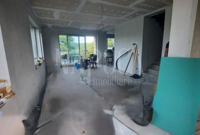 Casa 5 camere de vanzare in Salicea - 4