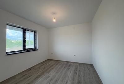 122000euro, Casa cu 3 camere,single,dressing/2bai,beci!!! - 4
