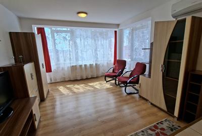 Apartament cu 3 camere în cartierul 7 Noiembrie, strada Mărăști - 2