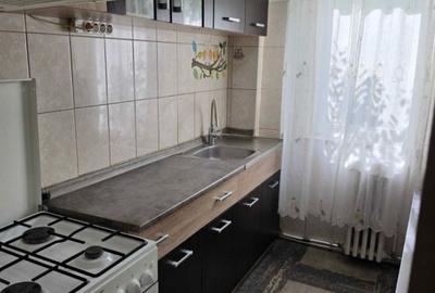 2 camere - Pacurari- Mimoza - etaj 3 - 85000 euro - 3