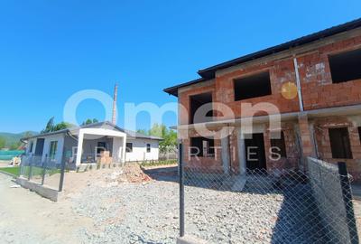 Duplex | La roșu | Zonă liniștită | Curte proprie - 3