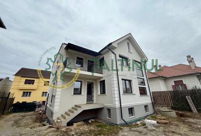 Birou, de 332 mp, în Central