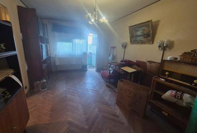 Apartament 3 camere ULTRACENTRAL de vanzare - 2