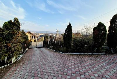 Casa de inchiriat cu priveliste frumoasa - 15