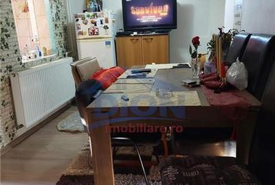 Casa si teren  in Tei -  Petricani - 1