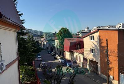 Bloc NOU langa parc si metrou cu loc de parcare si boxa - 6