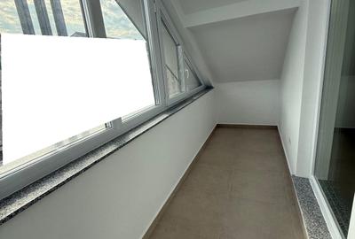 Apartament cu 3 camere, Zamca - 10