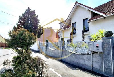 Casă individuală cu 7 camere în Simion Bărnuțiu