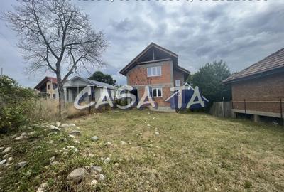 Casă individuală cu 3 camere în Central