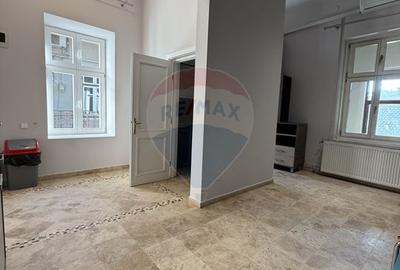 Spațiu de birouri de 250mp de închiriat în zona Ultracentral - 13