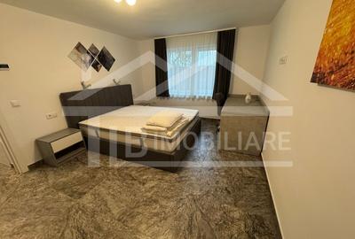 Apartament cu 2 camere, decomandat, 65mp, Zona Ultracentral - 1