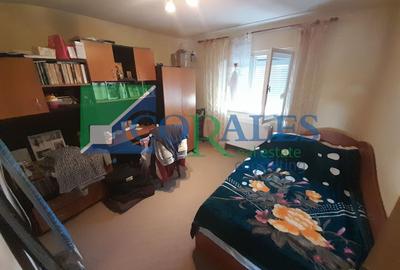 Zona linistita, aproape de Iulius Town. Decomandat. Vedere pe doua parti. - 2