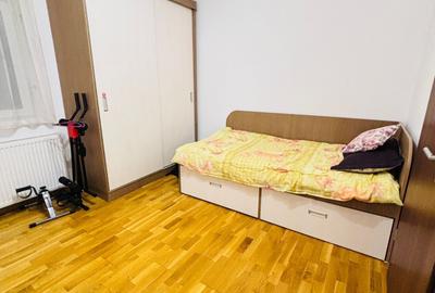 DE INCHIRIAT Apartament 3 camere, 55mp, etaj 3 - Dambovita - 2