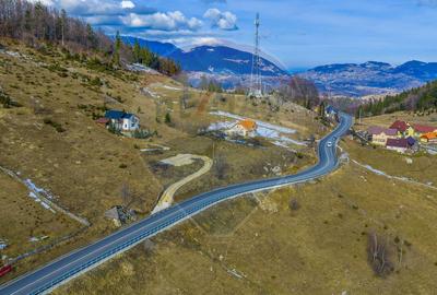 Teren intravilan CU PRIVELISTE DE POVESTE- Fundata- Romania - 15