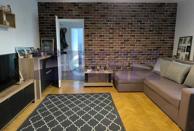 Apartament cu 3 camere circular, mobilat în Sălăjan