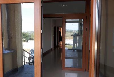 Pensiune Horezu Valcea 2007, 964 const si teren 1461 mp, pretul 550 000 euro neg - 4