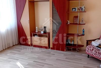 3 camere Micro 20, etaj 7, balcon mare, vedere deschisă - 1