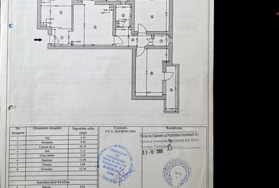 Apartament 3 camere, 65mp , semidecomandat, etaj 3, zona 1 Mai - 11