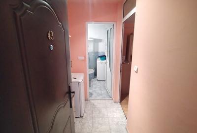 Garsoniera la intersectia dintre Republicii si Vasile Alecsandri - 2