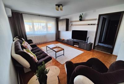 Apartament cu 4 camere decomandat, mobilat în Girocului