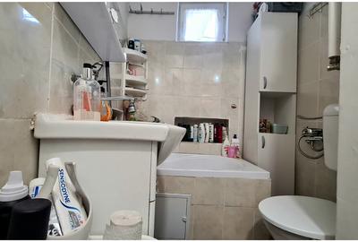 Refugiu cu suflet în inima Scheiului – casă  singur  curte și farmec autentic - 13