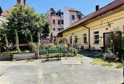 Apartament 2 camere de vanzare |  Central | recent renovat | strada Crisanei - 7