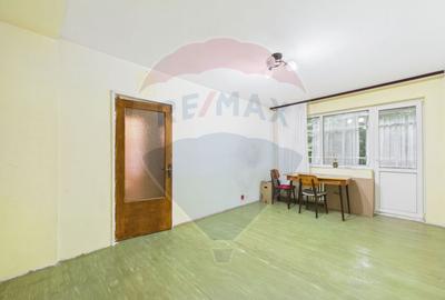 Apartament cu 2 camere semidecomandat, mobilat în Berceni
