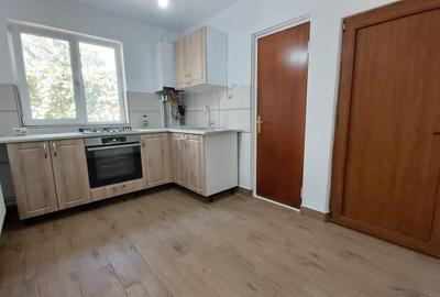 Chirie casa renovata si 300 mp gradina Sector 1 la 5 min de metrou