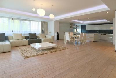 HERASTRAU LE CLUB DE INCHIRIAT APARTAMENT 3 CAMERE LUX | LOC PARCARE - 1