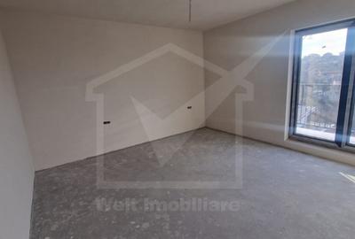 Vila in duplex, intr-o zona linistita, D+P+E, Dezmir - 7