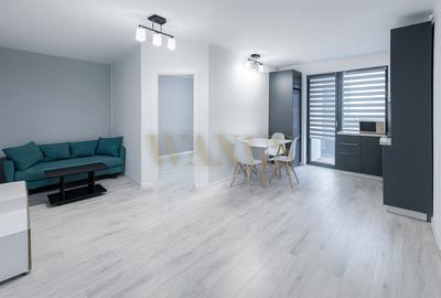 Apartament cu 3 camere semidecomandat, mobilat în Florești