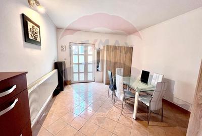 Casă / Vilă cu 7 camere de închiriat în zona Oncea - 11