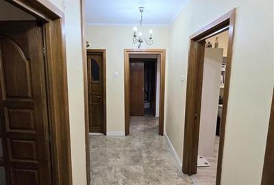 Apartament 4 Camere in Vila, Curte si Intrare Separata, Zona Andrei Saguna - 25
