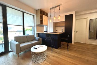 Apartament cu 2 camere semidecomandat, mobilat în Străulești