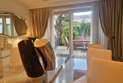 Vila deosebita  la un pas de mare mobilata si utilata - 6