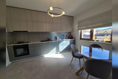 Casa superba la cheie, strada privata, central Dezmir. - 23