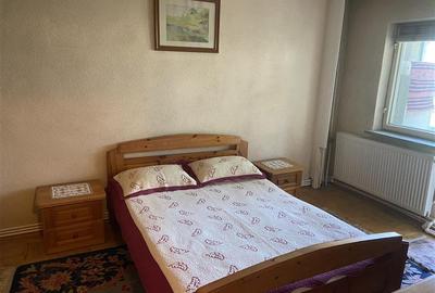 Apartament 3 camere in Focsani , zona centrala, et 2 4 , decomandat , 77 mp , li - 7