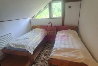 Vila de vanzare cu 5 camere in Busteni - 15