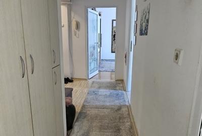 Etaj 1 ap 2 camere decomandat 57mp zona nicolina belvedere - 2