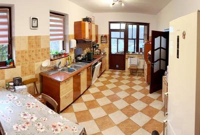 Proprietate com.Girov,compusa din casa, anexe si 8800 mp teren - 7