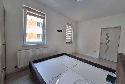 Apartament cu 2 camere, 39 mp, balcon, strada Eroilor - 2
