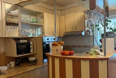 Apartament cu 4 camere decomandat, mobilat în 13 Septembrie