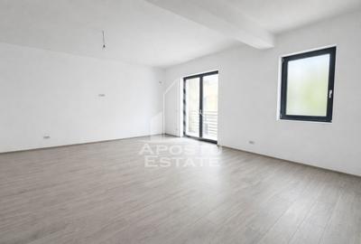 Apartament cu 2 camere semidecomandat în Giroc