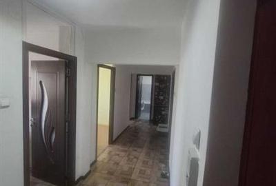 Apartamnet 3 camere decomandat | Intrare Racadau | Zona excelenta | 2 bai | Bloc - 3