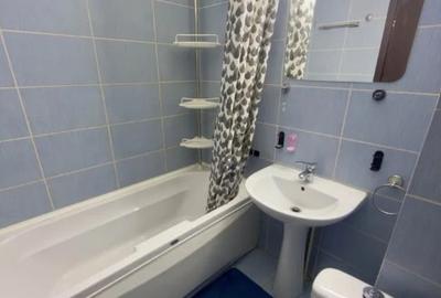 Apartament cu 2 camere semidecomandat, mobilat în Tătărași