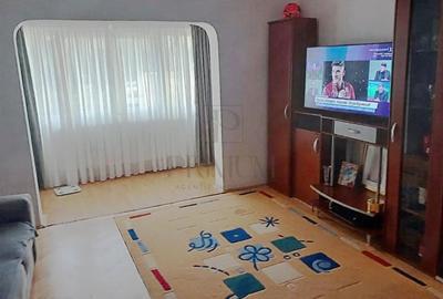 GIROCULUI - 3 CAM - 2 BAI - BOXA - 2 BALCOANE - PARTER INALT - ZONA LINISTITA - 3