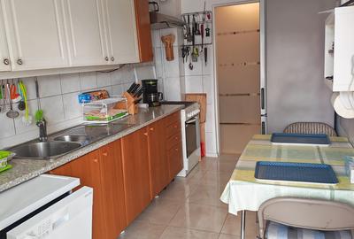 Piata Unirii 3 camere spatios cu centrala proprie - 4