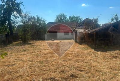 Casă / Vilă cu 3 camere de vânzare - 15