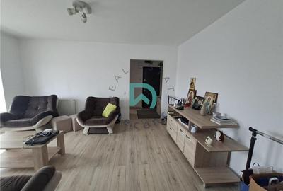 Apartament 2 camere,  Spitalul Judetean, etaj intermediar, renovat - 5