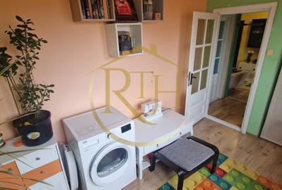 Vand apartament cu 4 camere in zona spitalul judetean,comision ,,0'' - 9